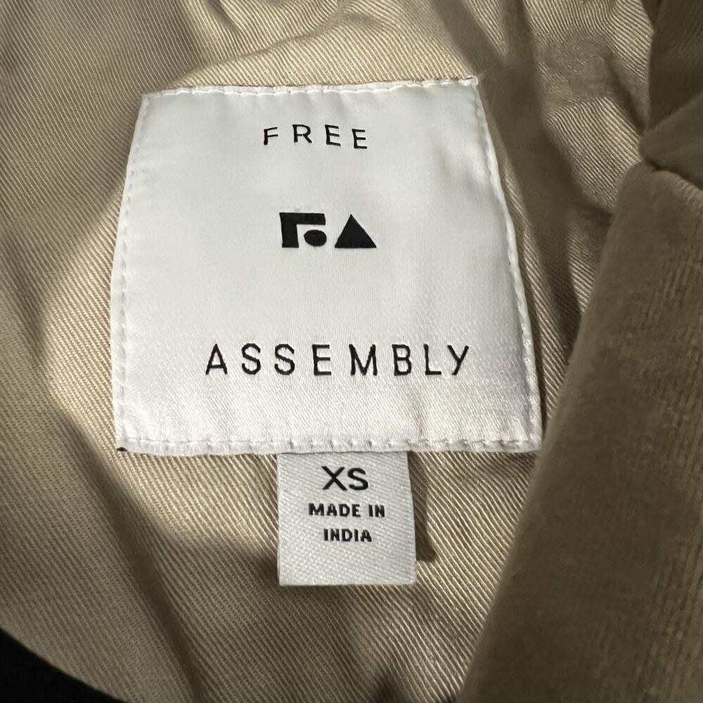 Free Assembly Trench Coat Womens XS Khaki Colorblock Double Breasted Belted - Picture 3 of 15
